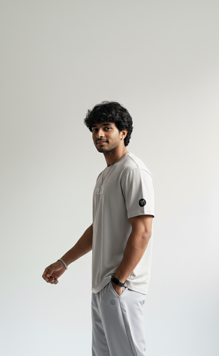 VELARA OVERSIZE T-SHIRT